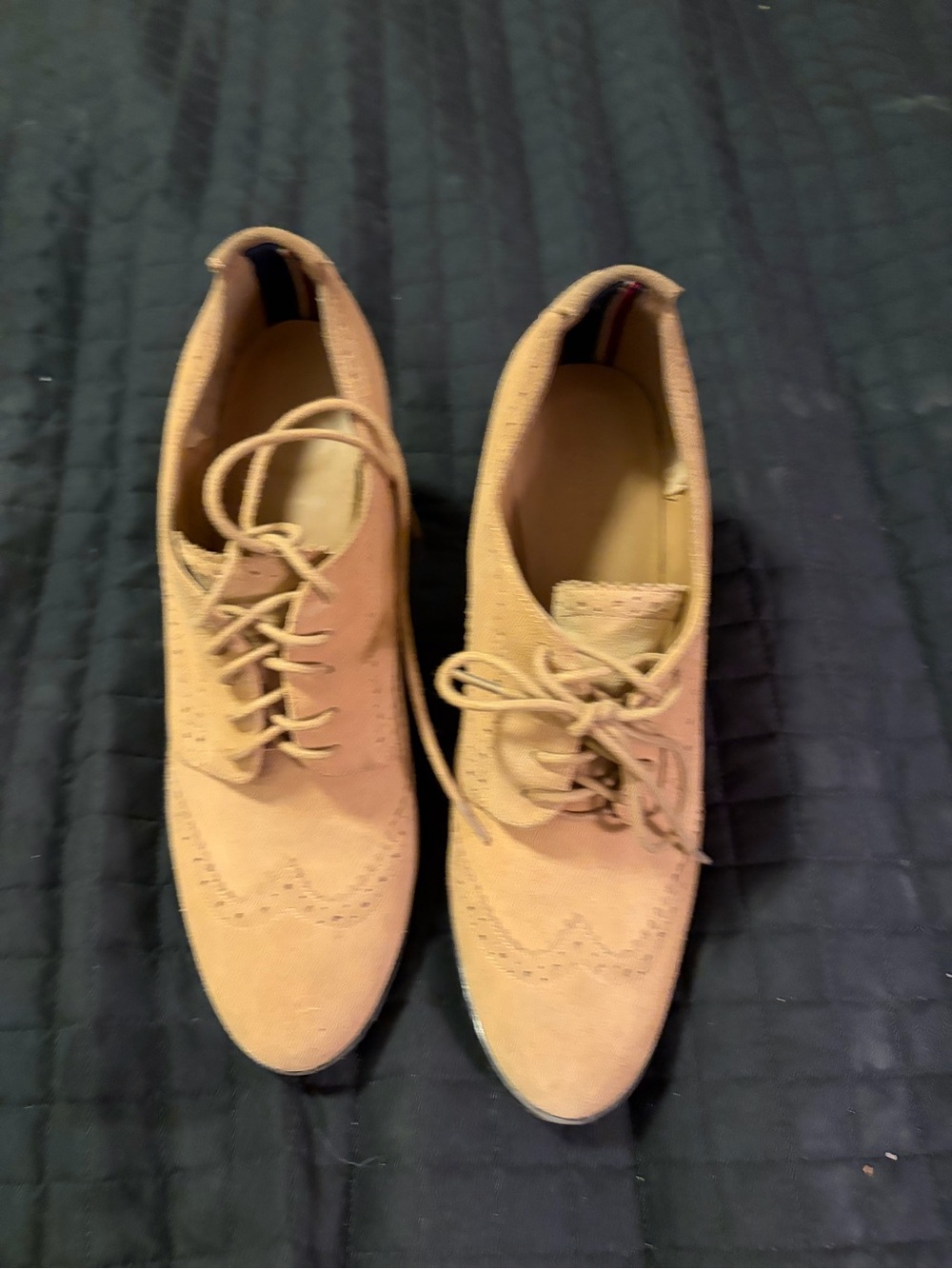 Tommy Hilfiger Women's Tan Suede Lace-Up Block Heel Oxfords - Picture 2 of 6